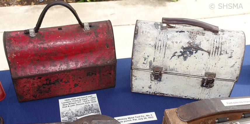 2015 Display - Antique Lunchboxes